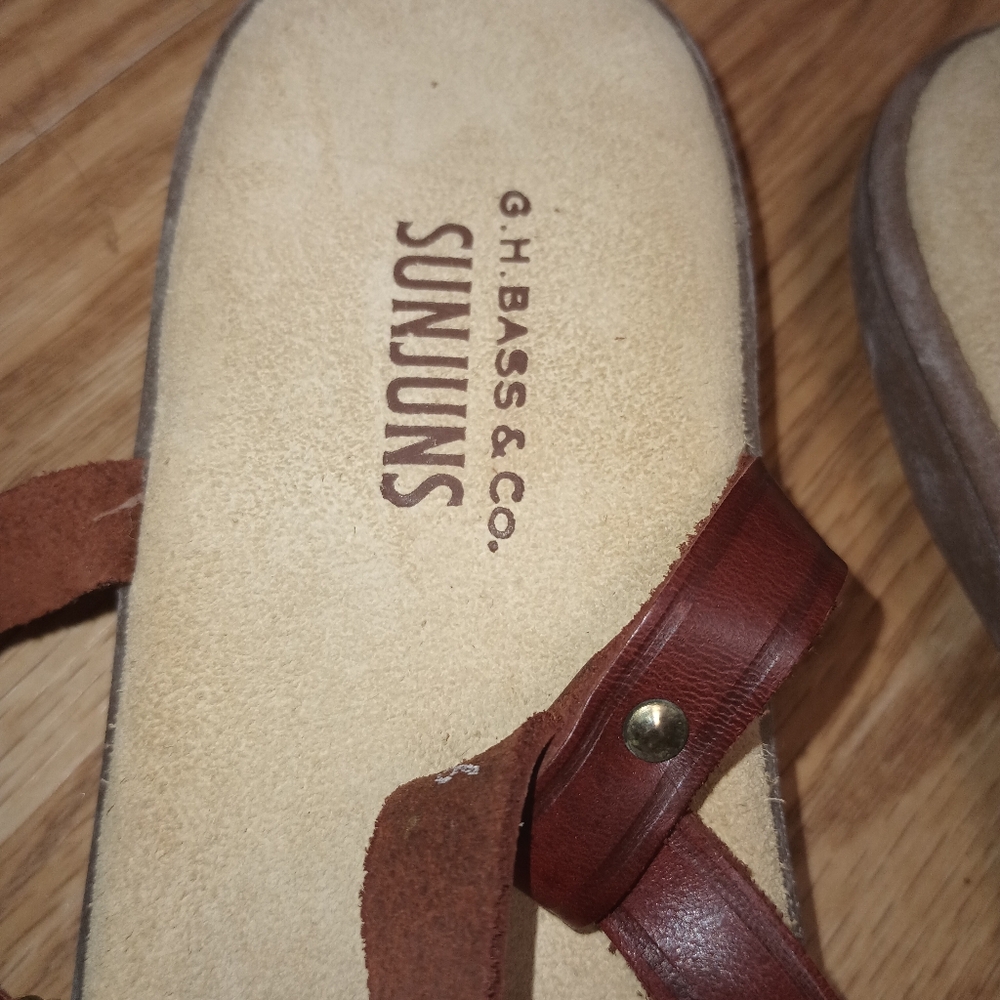 NWOT G.H. Bass Comfort Sandals. Leather. Brown. Women's 9 M - Picture 3 of 8